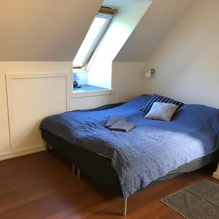 לינה וארוחת בוקר Holmegaarden B & B-k