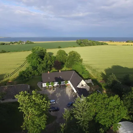 לינה וארוחת בוקר Holmegaarden B & B-k Bro (Aeroe)