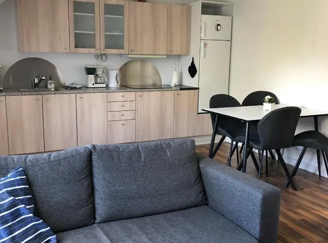 Bed and breakfast Holmegaarden B & B-k